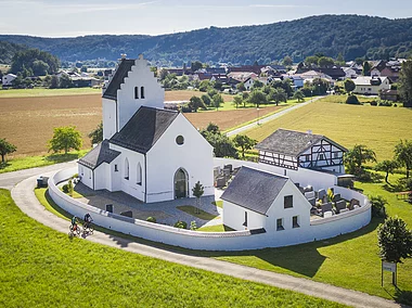 Kirche in Böhming (Kipfenberg, Naturpark Altmühltal)